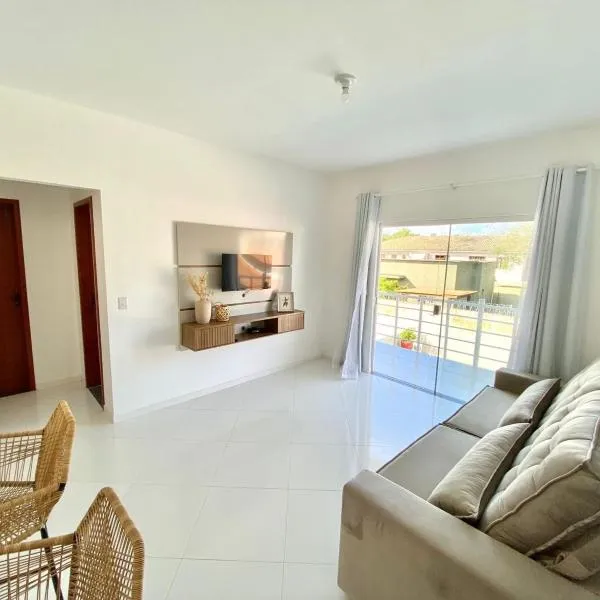 Paz e Sossego no Paraíso dos Pataxos com 2 Quartos Completo, hotel in Porto Seguro