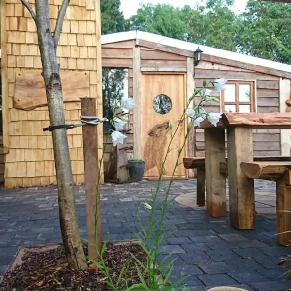 Charming 2-Bed Cabin in Sutton Coldfield, hotel v destinaci Sutton Coldfield