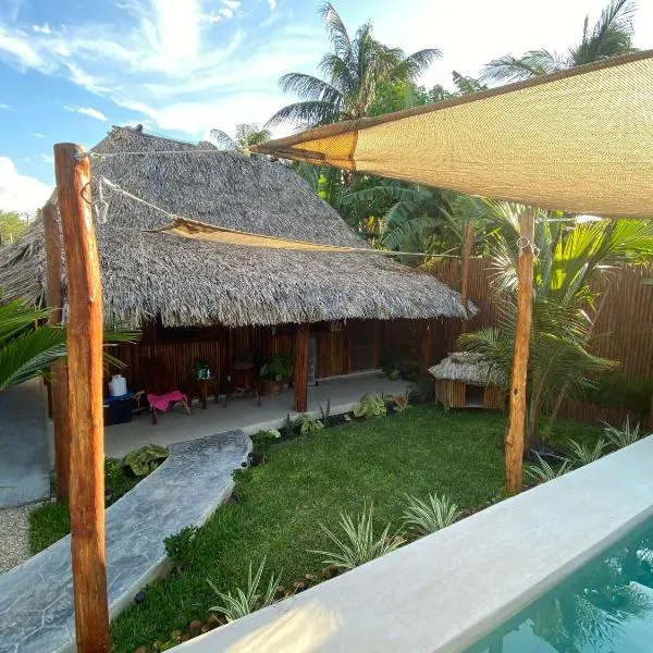 Casa Om Palapa with Kitchen, hotel in El Cuyo