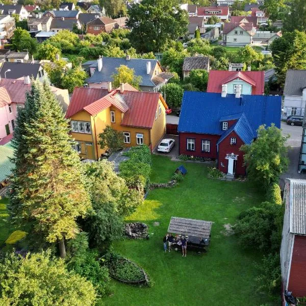 Elisabeth´s apartment & courtyard for barbeque, hotel in Pärnu