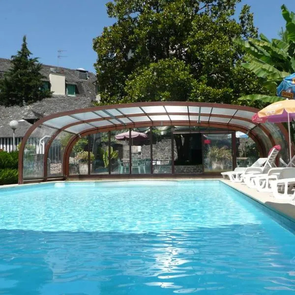 Hôtel du Lion d'Or, hotel v destinaci Entraygues-sur-Truyère