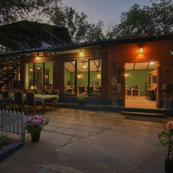 Pench Wilderness Camp Resort, hotel v destinaci Khawāsa
