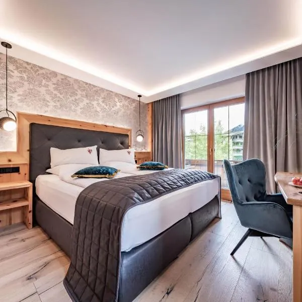 Hotel Gasthof Perauer: Mayrhofen'de bir otel