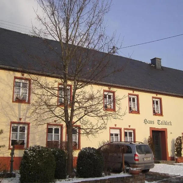 Charming Apartment in Morbach Germany with Terrace, hotel in Thalfang