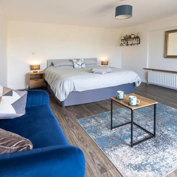 Causeway Coast Retreats، فندق في Gracehill