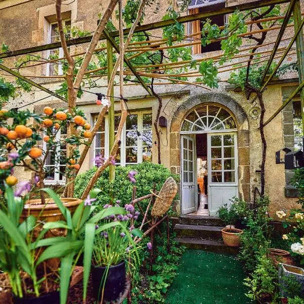 Le Couvent, hotel in Saint-Étienne-de-Brillouet