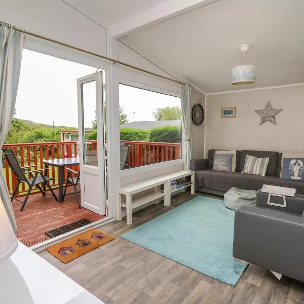Chalet 64, hotel in Tywyn