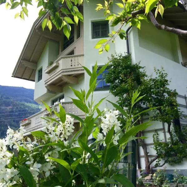 Appartements St. Leonhard, khách sạn ở Aschau