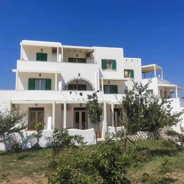 Studios Farma – hotel w mieście Agia Anna (Naxos)