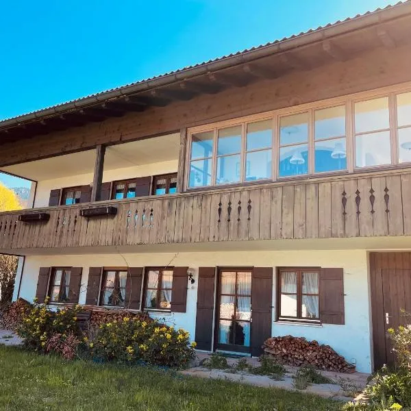 Ferienwohnung mit Garten für Naturliebhaber, Hotel in Unterwössen