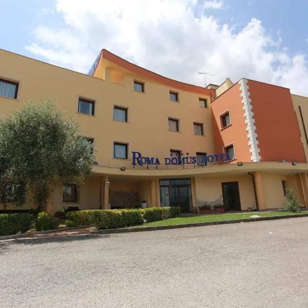 Roma Domus Hotel, hotel v destinaci Ponzano Romano