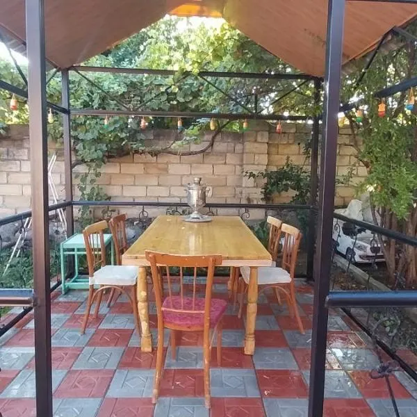 Quest home, hotel in Sheki
