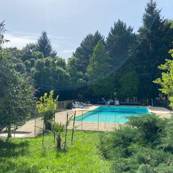 La Bastide d'Albignac, hotel en Trébas