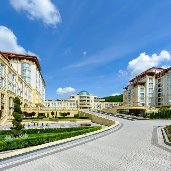 ARDEN PALACE Medical Resort & SPA, hotel in Satanov