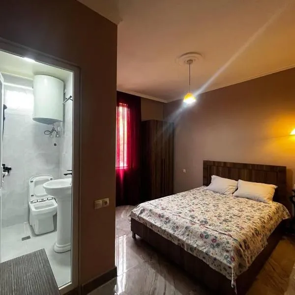 Nargizi guest house, ξενοδοχείο σε Gonio