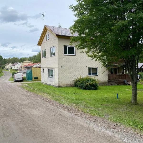 Mäntyharju keskus, yksityishuoneita keittiöllä tai koko 88m2 asunto, hotel v destinaci Mäntyharju