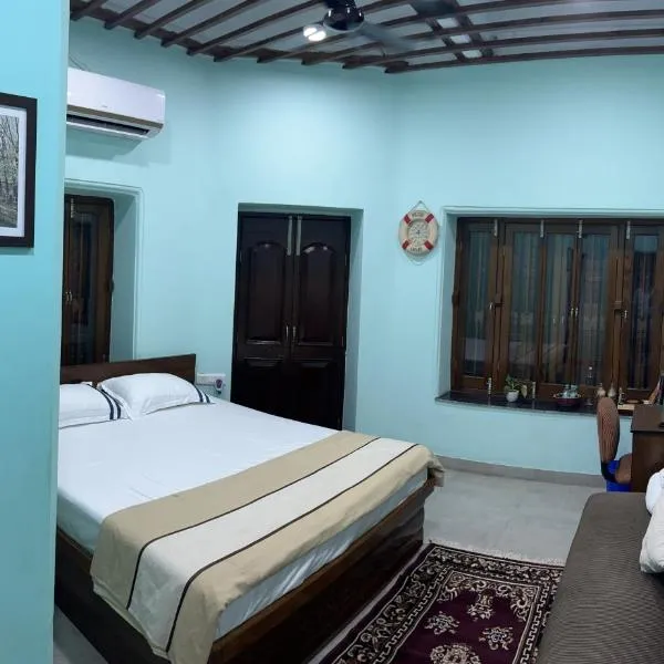 Teakwood Suite - Nokha House, hotel v destinaci Kalkata