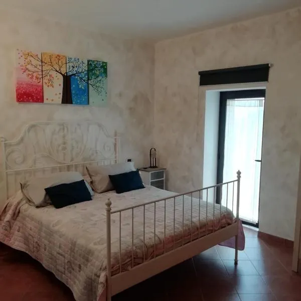 Alla Contrada degli Asinelli, hotel v destinaci Colledanchise