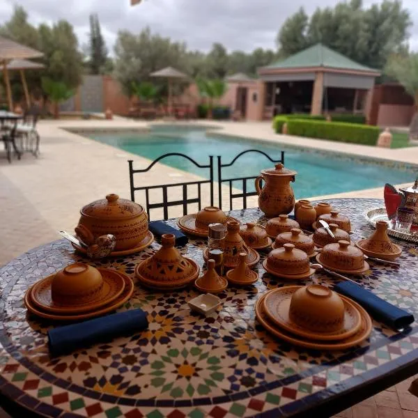 Riad Dar Chenguiti，位于塔鲁丹特的酒店