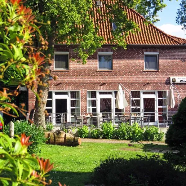 Land-gut-Hotel Waldesruh, hotel in Himbergen