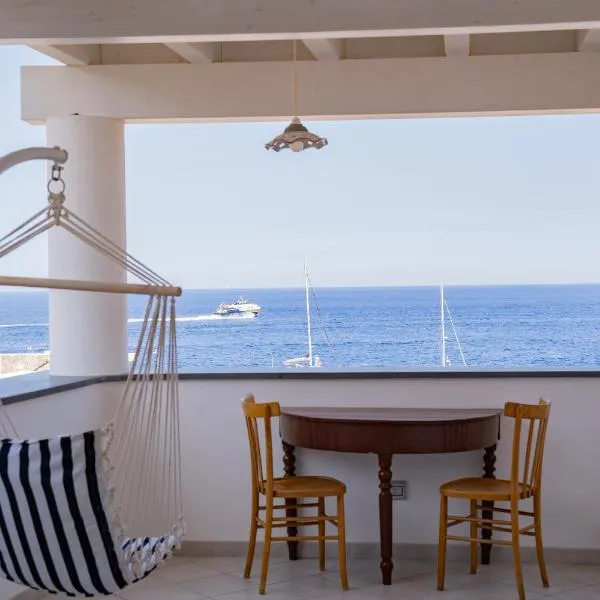 Casa Lussu, hotel v Lipari