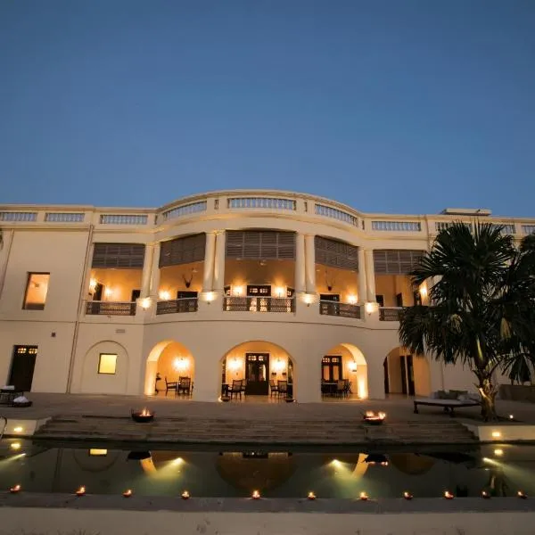 Taj Nadesar Palace, отель в Варанаси