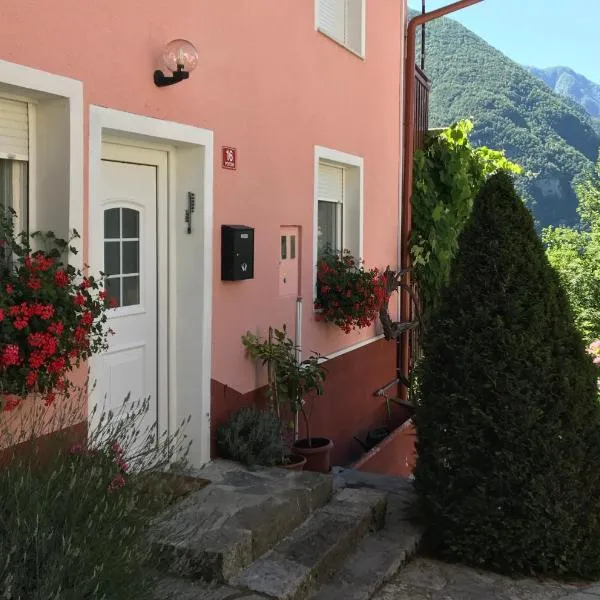 Apartma Kresnička, hotel in Kobarid