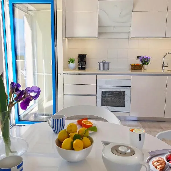 Modern Apartment for 4 persons, Sea view, near the beach, hotel v destinaci Supetar