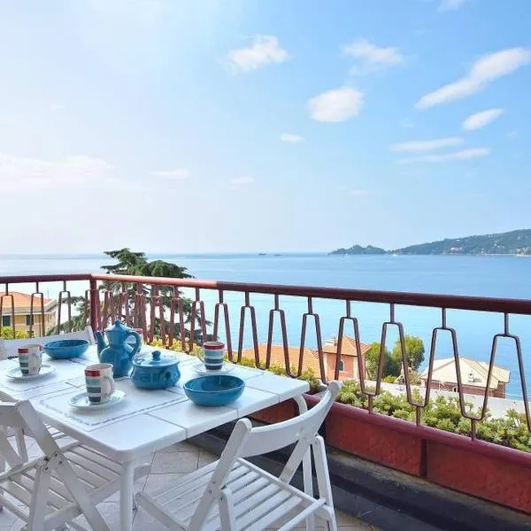 Dolce Acqua Flexyrent apartment Terrace & Parking - NO AC, hotel Rapallóban