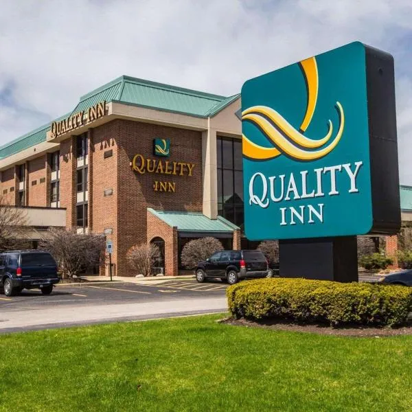 Quality Inn Schaumburg - Chicago near the Mall, hotel v destinaci Schaumburg