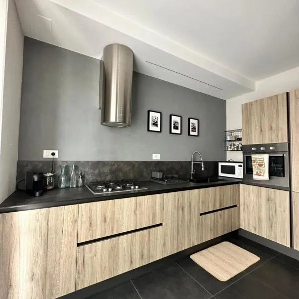 Loft al mare Porto San Giorgio, hotel v destinaci Porto San Giorgio