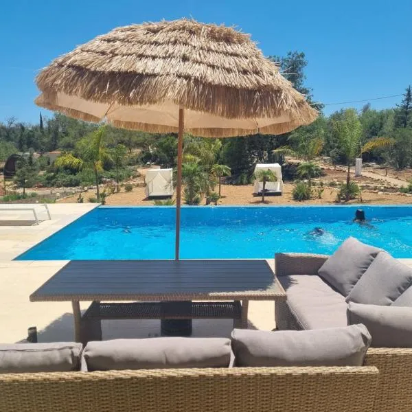 Eco Lodge Villa das Alfarrobas com Piscina, hotel v destinaci Algoz