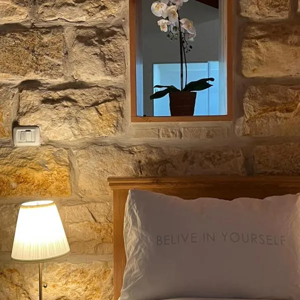 Via Maria Boutique Suites Since 2022 Top Located, hotel v destinaci Haifa