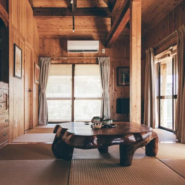 田舎の静かな古民家の悠水居, hotel a Itoman
