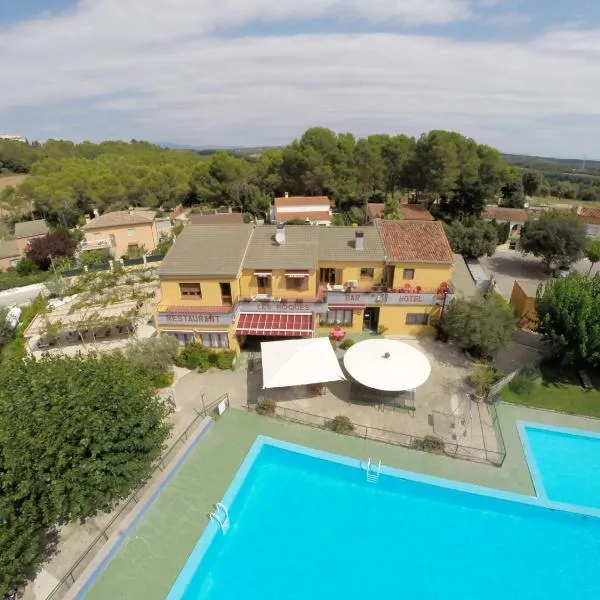 Hotel Les Roques, hotel in Báscara