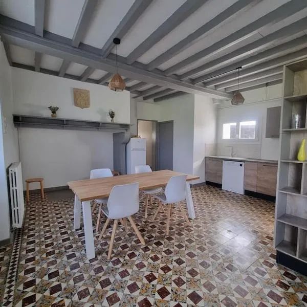 Chez Cédric et Mélissa maison Lou Milhòc en Béarn, Hotel in Os-Marsillon