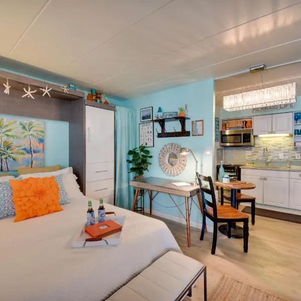 Chic Virginia Beach Retreat - Pool, Steps to Beach, hotel in Virginia Beach