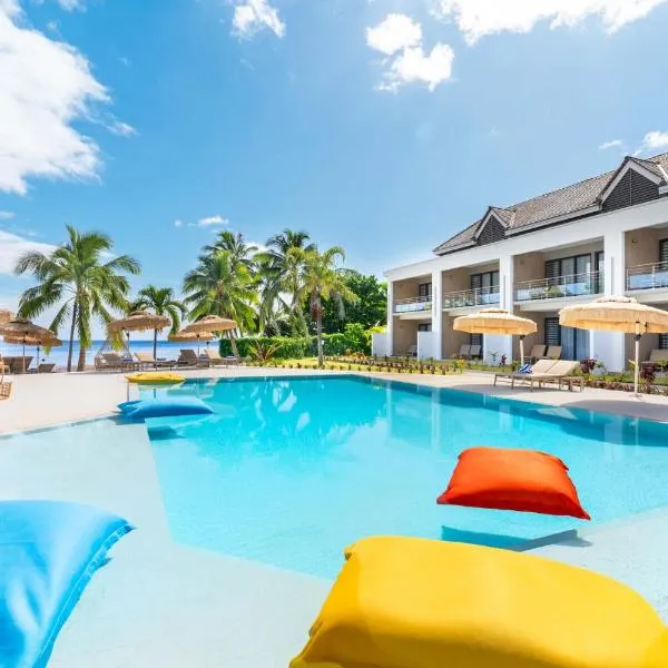 Cook's Bay Hotel & Suites, hotel v destinaci Paopao