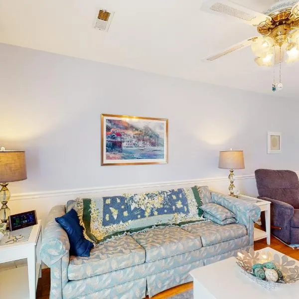 Emerald Pointe 1-C、マートルビーチのホテル