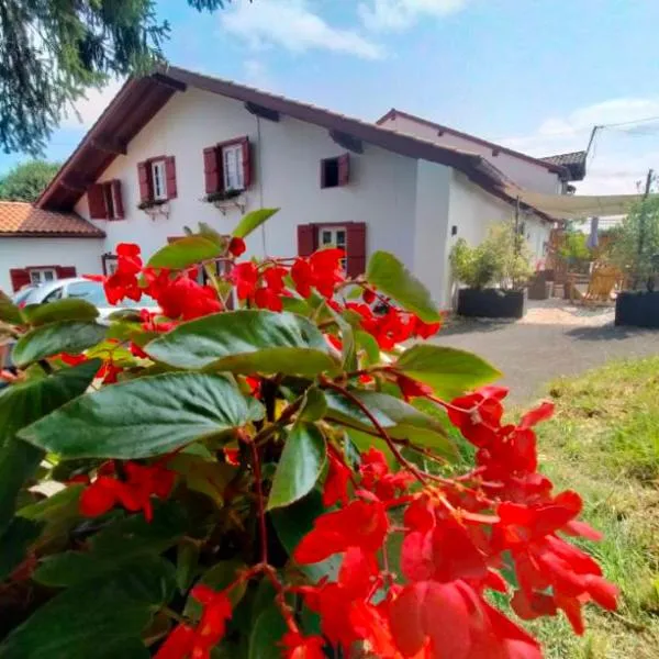Au coeur du Pays Basque entre Mer et Montagne, hotel em Hélette