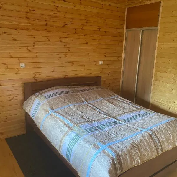 Гостинний двір у дядька Івана, hotel v destinaci Mižhirja