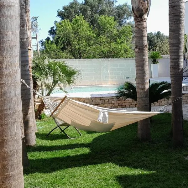 Villa con piscina Aria di sole, hotel in Francavilla Fontana