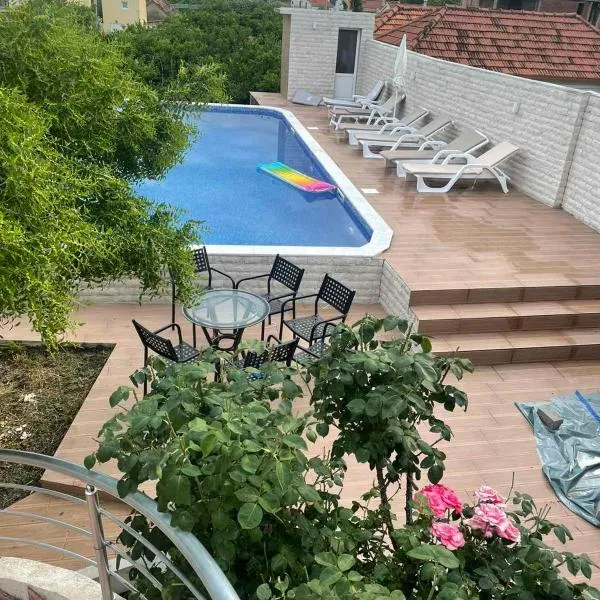 Villa Nilić, hotel in Bar