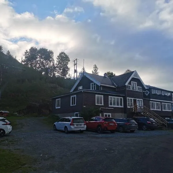 Eikre Fjellgård, hotel di Magnetun