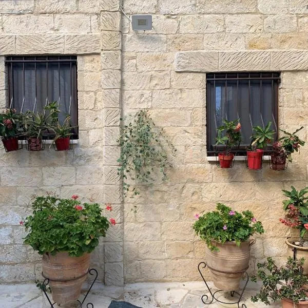 Cosy Piano village cottage in Pachna, hotel v destinaci Pachna