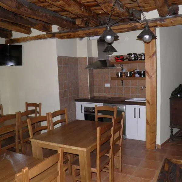 Apartamentos Turísticos Peñafiel, hotel en Aldeayuso