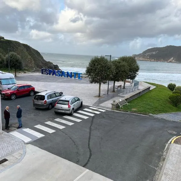 Apartamento-Suite en la playa de San Antón en Porto de Espasante、ポルト・デ・エスパサンデのホテル