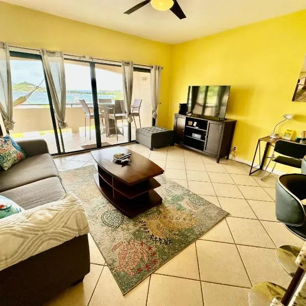 Amazing View 1 Bed1 Bath Villa On Red Hook Strip, hotel in St Thomas