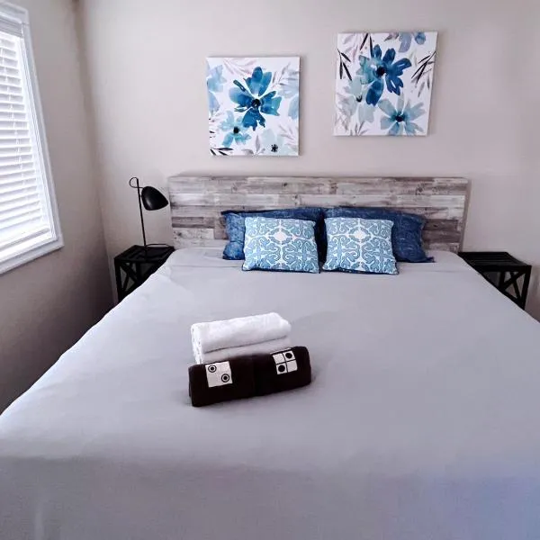 Best Garden House&3 mins Bus station Close C-Train&Free Parking, hotel a Calgary