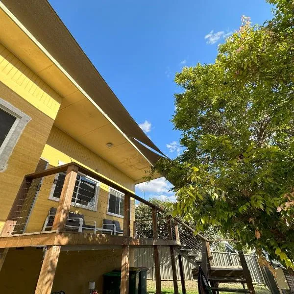 2 Bedroom Apartment near Graftons Waterfront, hotel in Grafton